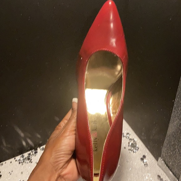 Kelly & Katie patent leather red high heels - Picture 4 of 16